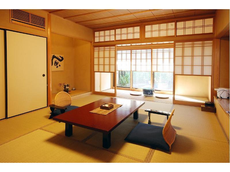 Hirayama Ryokan Ики Екстериор снимка