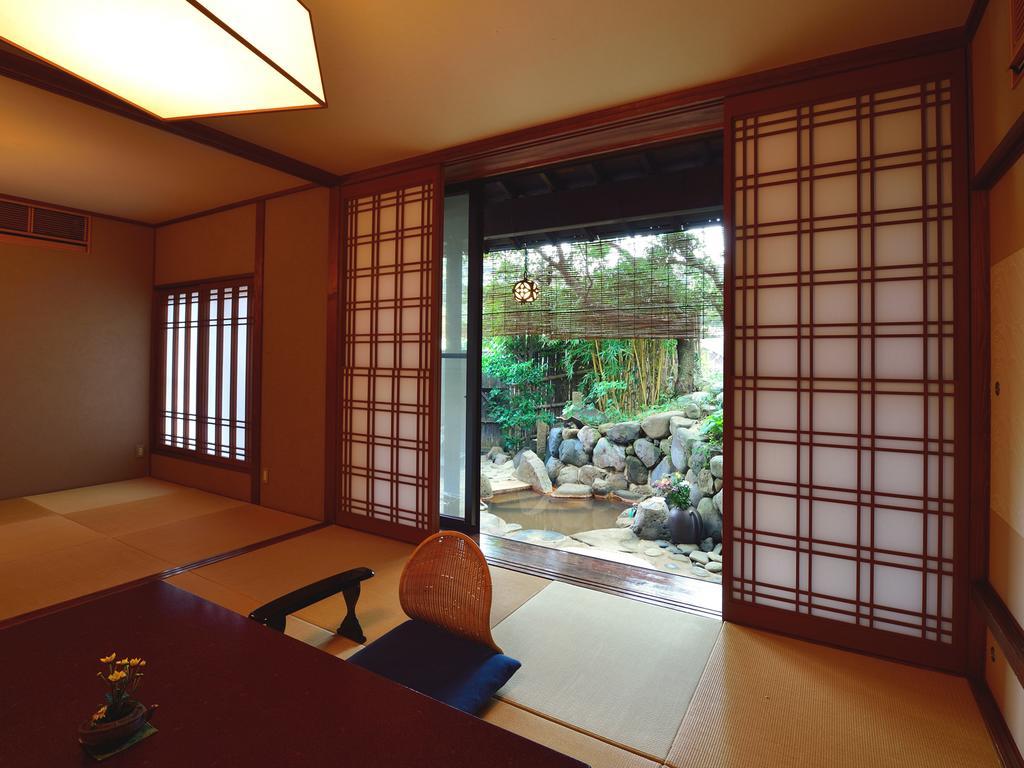 Hirayama Ryokan Ики Екстериор снимка